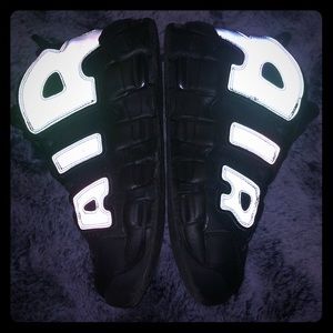 Air nike uptempo sneakers 7Y 9w